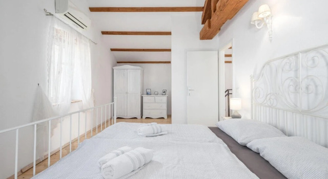 Nice Home in Vosteni With 2 Bedrooms and Outdoor Swimming Pool