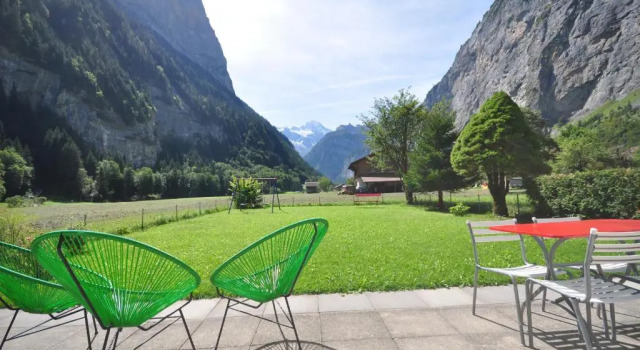 Waterfall Chalet, Book Chalet Lauterbrunnen Jungfrau