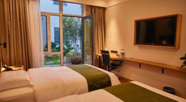 GreenTree Inn Express Linqu County Pianyi Road Jiufulai, Boek Hotel 3-sterren hotels in Linqu, 3*