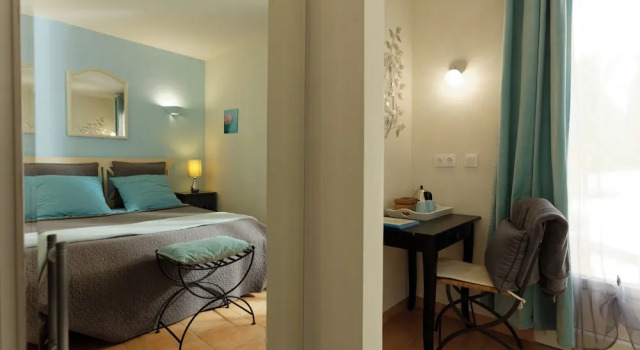 Двухместный номер Standard Villa des Cammaous