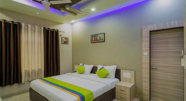 Hotel 98 Street, Забронировать Отель Отели штата Карнатаки 3 звезды, 3*