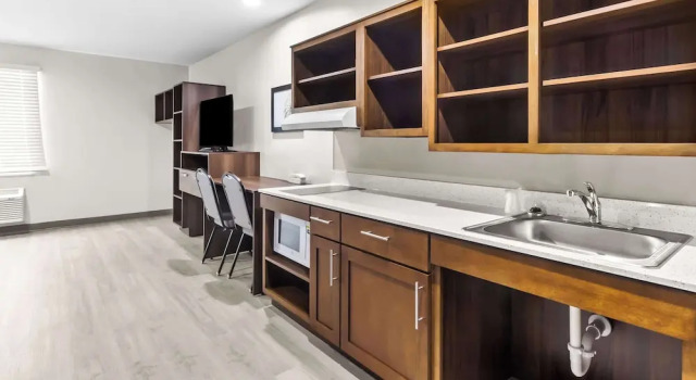 Четырёхместный люкс WoodSpring Suites South Houston Hobby