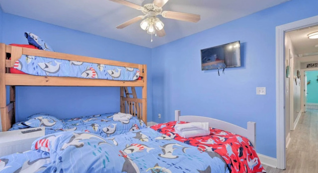 Апартаменты Calm Coastal Haven w/ 2 Balconies Near Beach