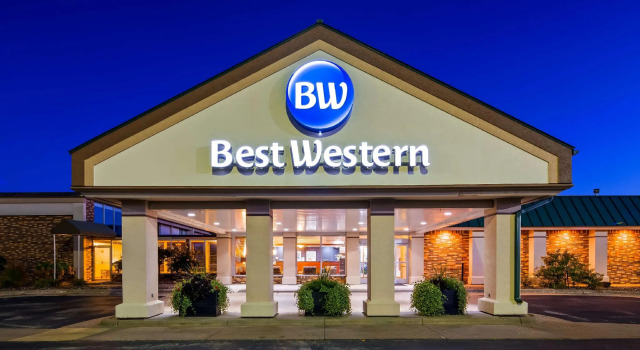 Люкс Best Western Tomah Hotel