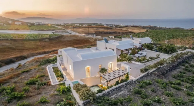 Апартаменты East Side Villa