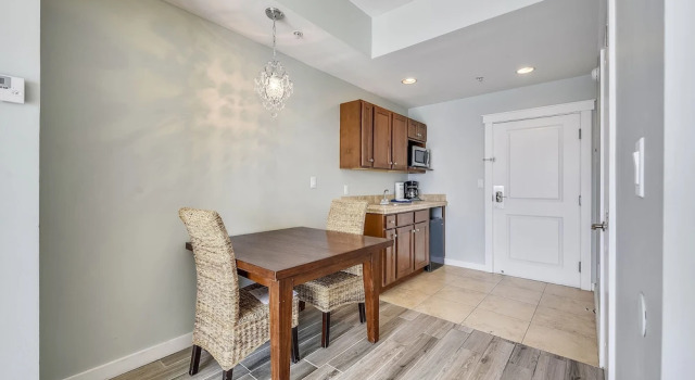 Origin 1038, Sunset & Gulf View! Perfect For 2! Free Fun! 1 Bedroom Condo by RedAwning