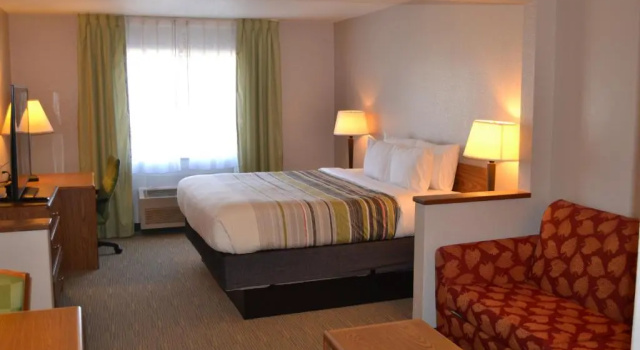 Люкс Country Inn & Suites by Radisson, Fairview Heights, IL