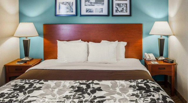 Люкс Standard Sleep Inn & Suites Rehoboth Beach