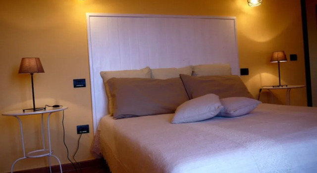 B&B Pedra Rubia, Buchen Sie Bed & Breakfast Nebida 
