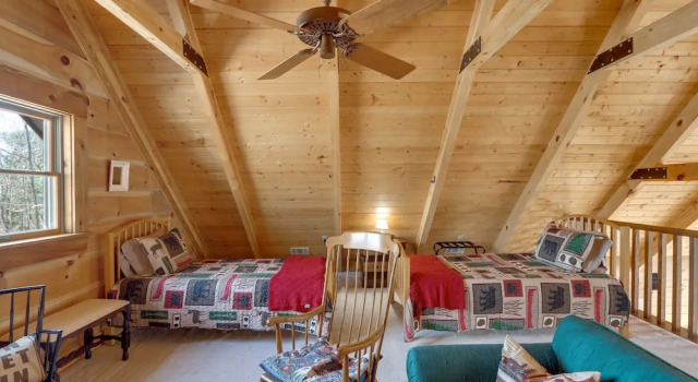 Family-Friendly Jasper Cabin with Deck, Reserva ahora Hotel Big Canoe Estados Unidos