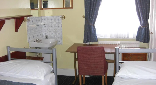 Двухместный номер Standard Albany Hotel