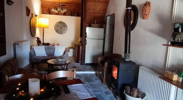 COZY VILLAGE HOUSE ΑΓΙΟΣ ΛΑΥΡΕΝΤΙΟΣ ΠΗΛΙΟΥ, Book Vacation Home Agios Lavredios 