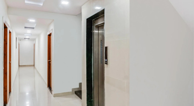 OYO 15456 Morya Hospitality, Забронировать Отель Отели штата Махараштры 3 звезды, 3*