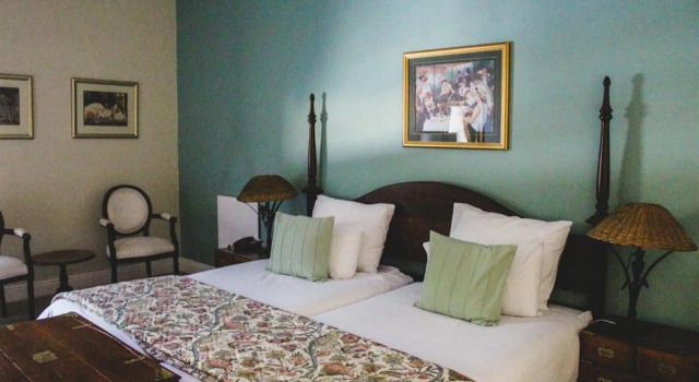 Pontac Manor Hotel & Restaurant, Забронировать Отель Парл Парл, рядом с Old Rembrandt Shopping Mall