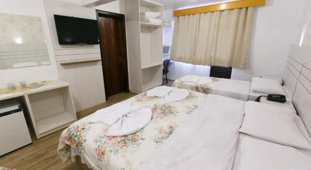 Четырёхместный номер Standard Hotel 13 Linden