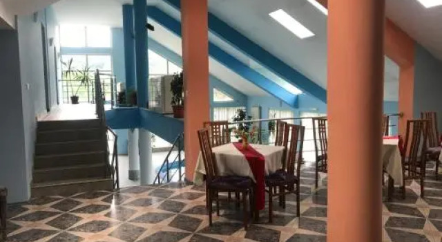 Pensiunea Beatrice, Varaa Matkakoti Hotellit Carpathians - Romania uima-altaalla, Uima-allas