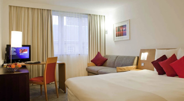 Novotel Survilliers Saint Witz, Varaa Hotelli Hotellit Val d'Oise pysäköinnillä, Pysäköinti