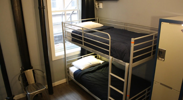 Кровать в общем номере (мужской номер) Apple Hostels of Philadelphia