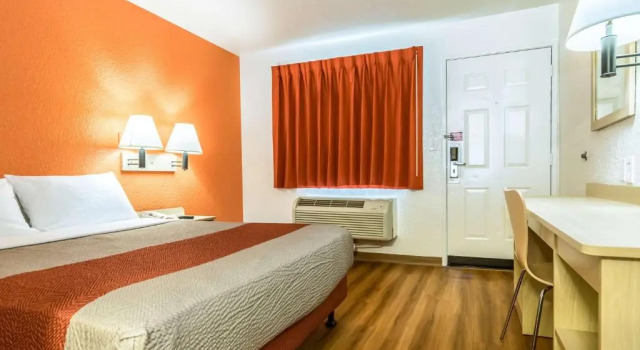 Двухместный номер Deluxe Motel 6-Anaheim, CA - Fullerton East