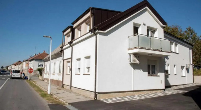 Apartments Oaza, Rezerwuj Apartament Hotele w Bjelovar-Bilogora County z parkingiem, Parking