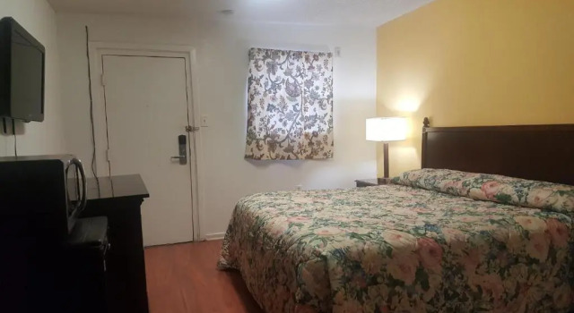 Номер Economy Monte Carlo Motel