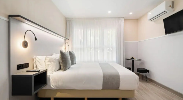 Dobo Madrid Molins, 预订 宾馆 马德里 马德里