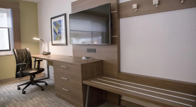 Двухместный номер Standard Holiday Inn Express & Suites Colorado Springs North by IHG