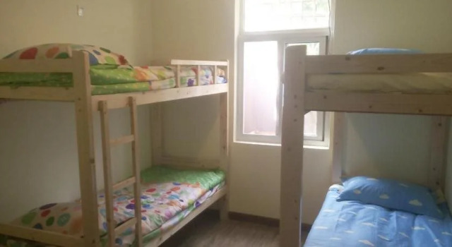 Summer is sunshine Hostel QD, Забронировать Хостел Циндао 