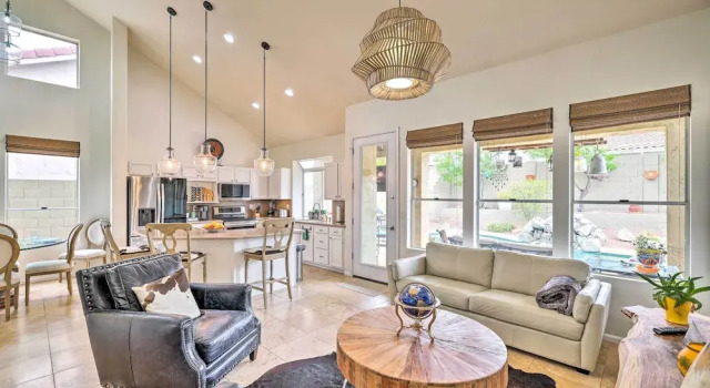 Golf & Unwind Poolside: Cave Creek Group Retreat!, Prenota Casa vacanze Cave Creek North Scottsdale
