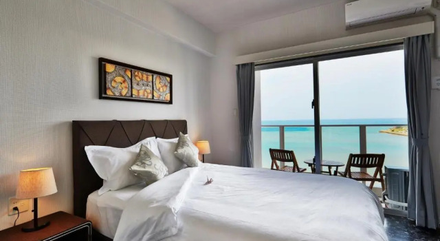 Двухместный номер Standard с видом на море Beach Front Tower Mihama by DSH