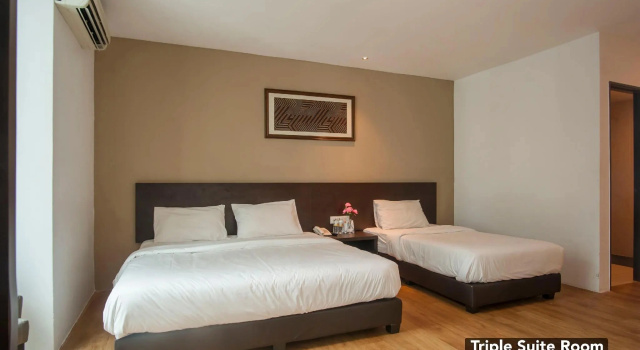 Четырёхместный люкс Summit Signature Hotel OUG Kuala Lumpur