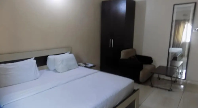 Двухместный номер Deluxe Moongate Hotel and Suites