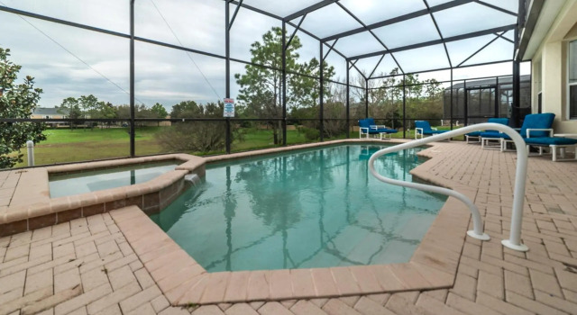 Villa 7795 Basnett Windsor Hills, Book Villa Villaer i Florida, Villa
