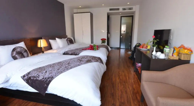 Семейный номер Standard с видом на город Hanoi La Palm Premier Hotel & Spa