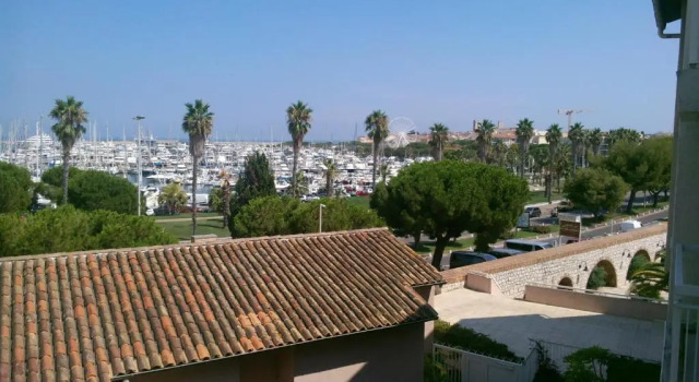 Апартаменты appartement Terrasse magnifique vue mer et yachts