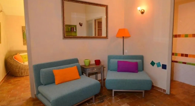 La Tuilière en Luberon, Забронировать Отель Отели Люберон 3 звезды, 3*