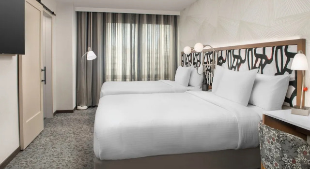 Люкс SpringHill Suites by Marriott New York Queens