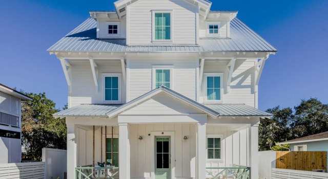 High Tide 2 by Avantstay 3 Mins to Beach Chef Kitchen MAX OCC 18, Varaa Lomakoti Destin Emerald Coast