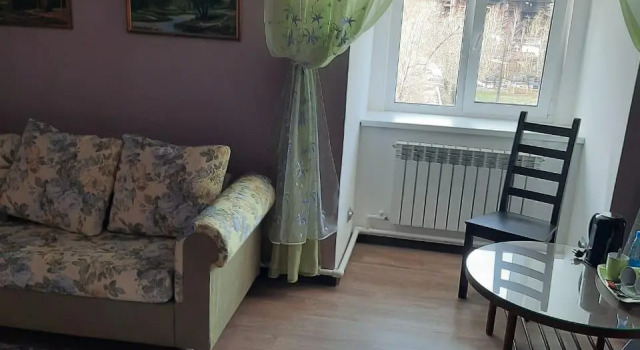 Serebryanoe kopytse, Boek Hotel Satka 