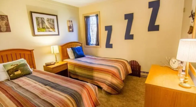 Whiffletree D1, Varaa Hotelli Hotellit New England uima-altaalla, Uima-allas