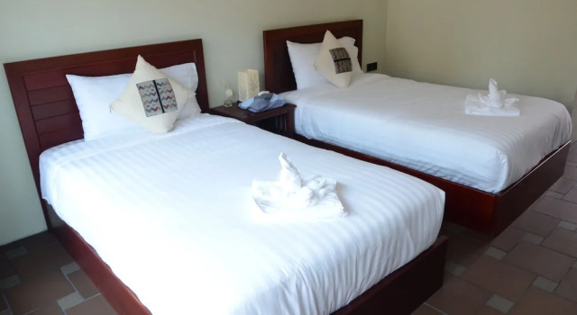 Двухместный номер Deluxe с балконом Saksiri Riverside Boutique Hotel