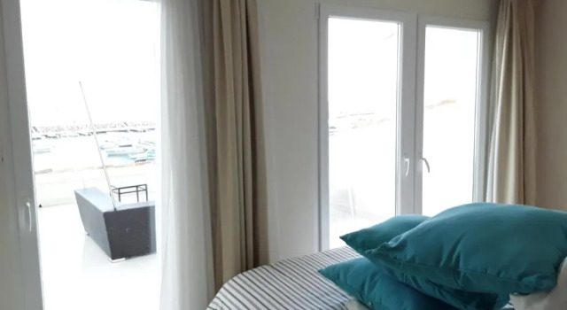 First Line Duplex Puerto Banus Sleeps 8 People
