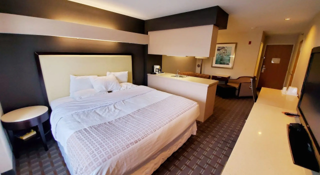 Americas Best Value Inn & Suites Racine, Rezervați Hotel Racine Wisconsin