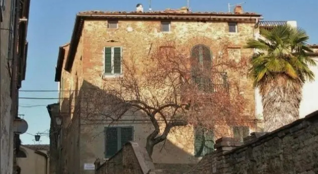 Casa Di Castello, Забронировать Апартаменты/квартира Трекуанда Крете-Сенези