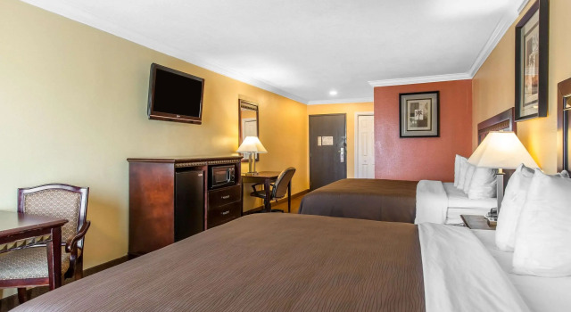 Quality Inn & Suites Bell Gardens - Los Angeles