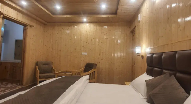 Номер Luxury Ekaant Stays - Manali