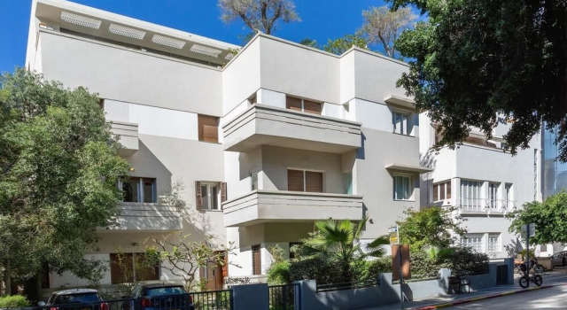 Charming 3BR in Rothschild by HolyGuest