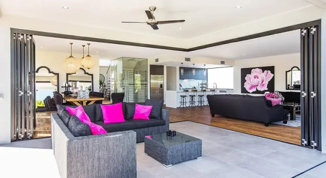 Villa on the Green - Sanctuary Cove