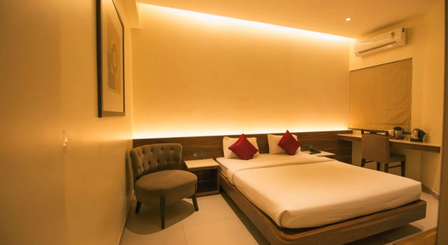 Hotel Pankaj Executive, Забронировать Отель Отели штата Махараштры 3 звезды, 3*