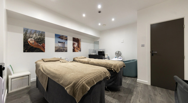 Holiday Inn Corby Kettering Hotel & Spa, Varaa Lomakeskus Kettering Northamptonshire